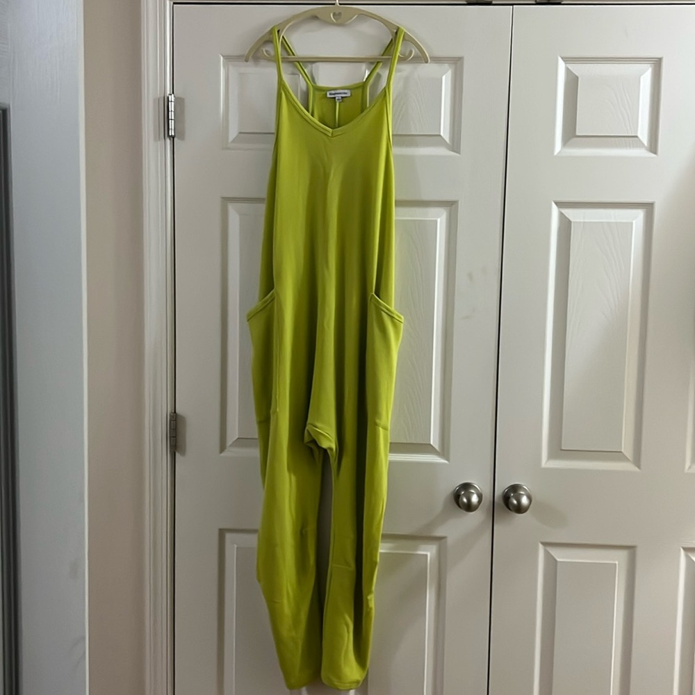 Emerald Lime Green Sleeveless Jumpsuit with Pockets